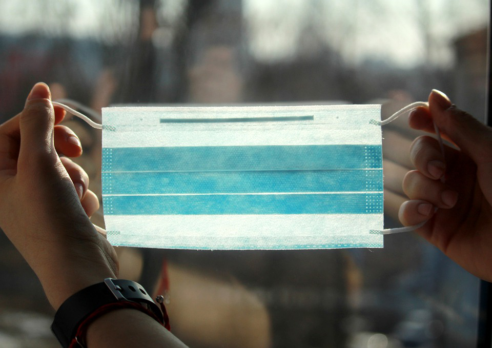 CDC: Como levar correctamente unha máscara?